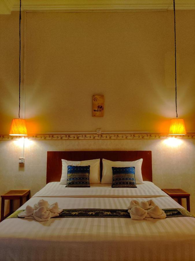 Hotel Le Tonle Krâchéh Zewnętrze zdjęcie