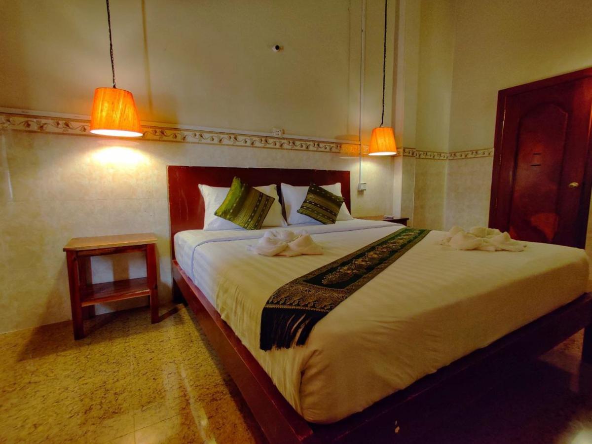 Hotel Le Tonle Krâchéh Zewnętrze zdjęcie